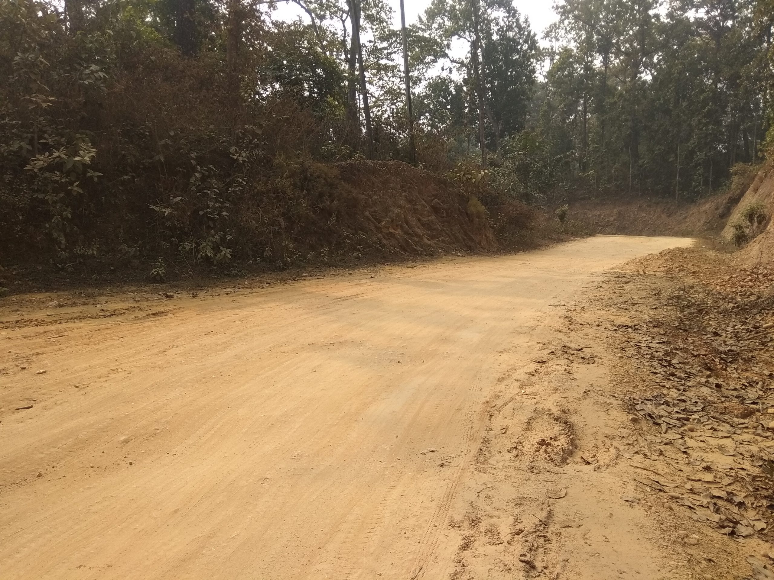 मध्यपहाडी लोकमार्गः २४ वर्षमा पनि सम्पन्न हुन सकेन