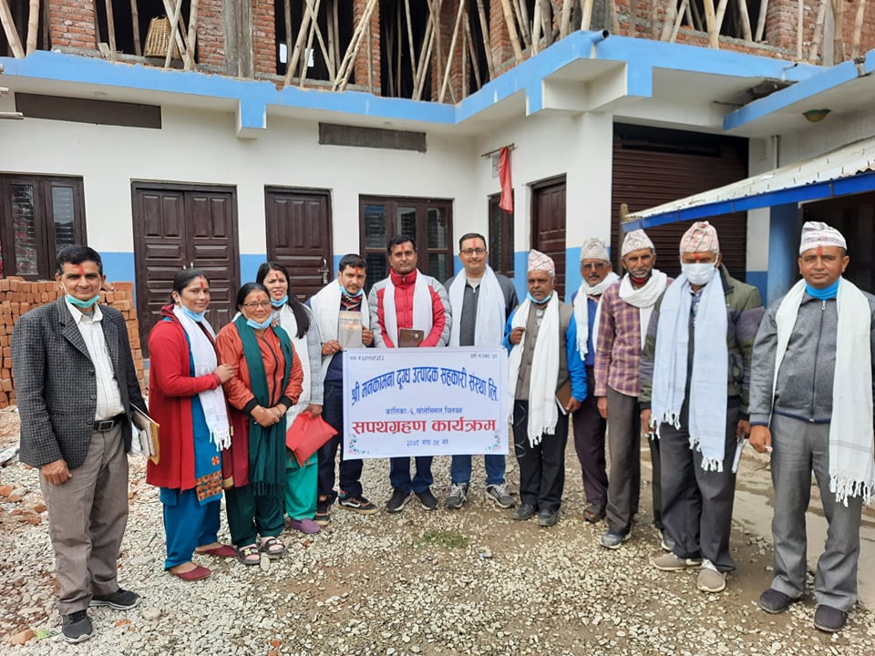 मनकामना दुग्ध सहकारीको अध्यक्षमा लक्ष्मीनारायण चौलागाईंसहित कार्यसमिति सर्वसम्मत चयन 