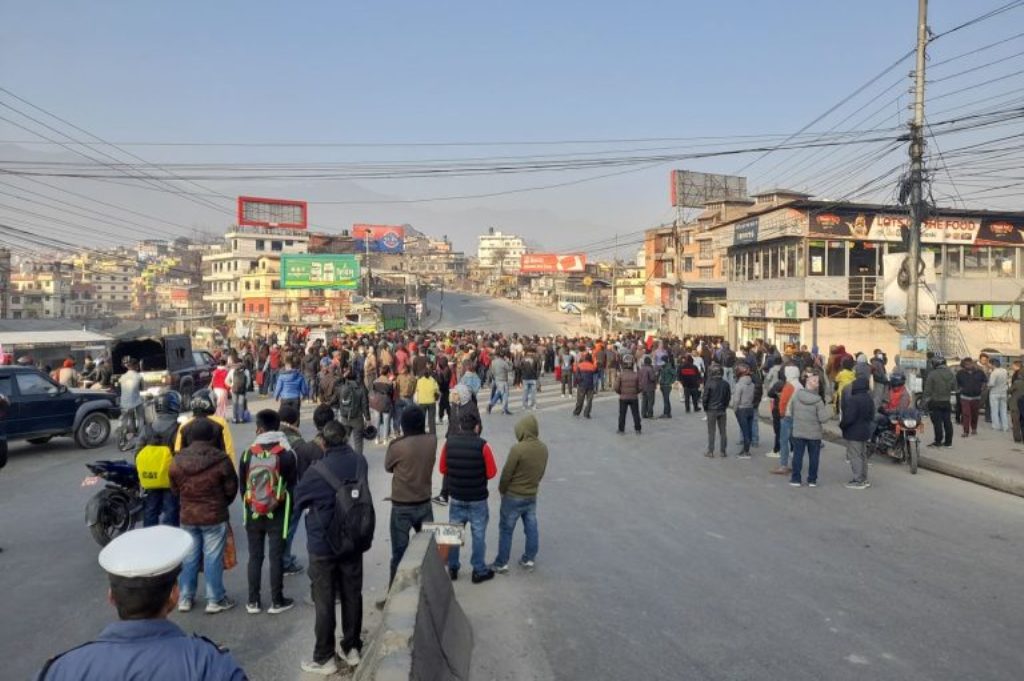 ढुङ्गेअड्डामा शङ्कास्पद वस्तु फेला, सेनाको टोलीद्वारा निस्क्रिय