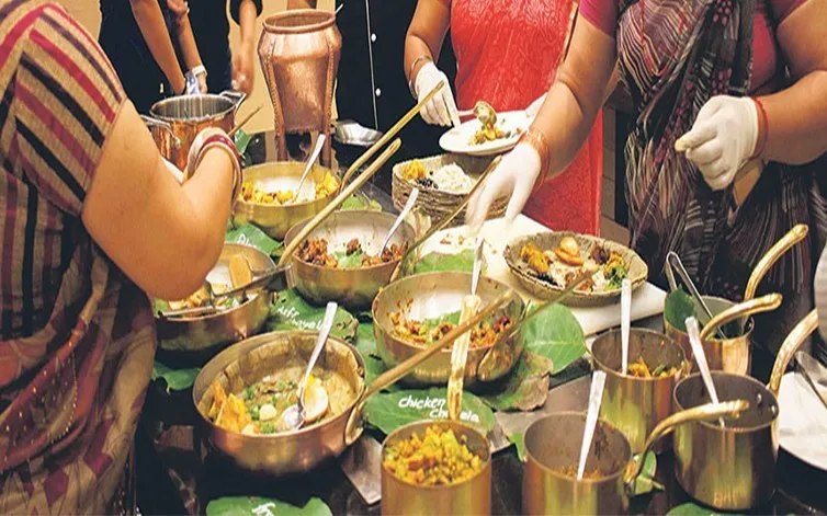 बिहेको भोज खाएका ८५ जना बिरामी, ज्वरो र टाउको दुख्ने समस्या