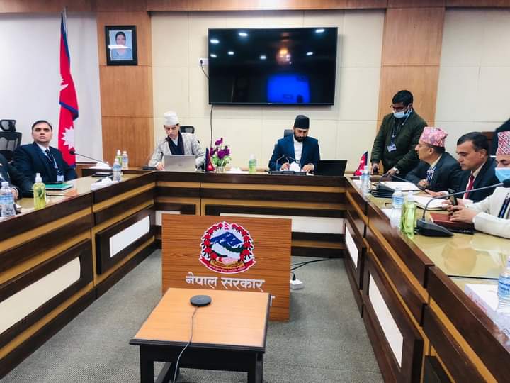 जनतालाई शीतलहरबाट जोगाउने योजना बनाएर काम गर्न गृहमन्त्री लामिछानेको निर्देशन