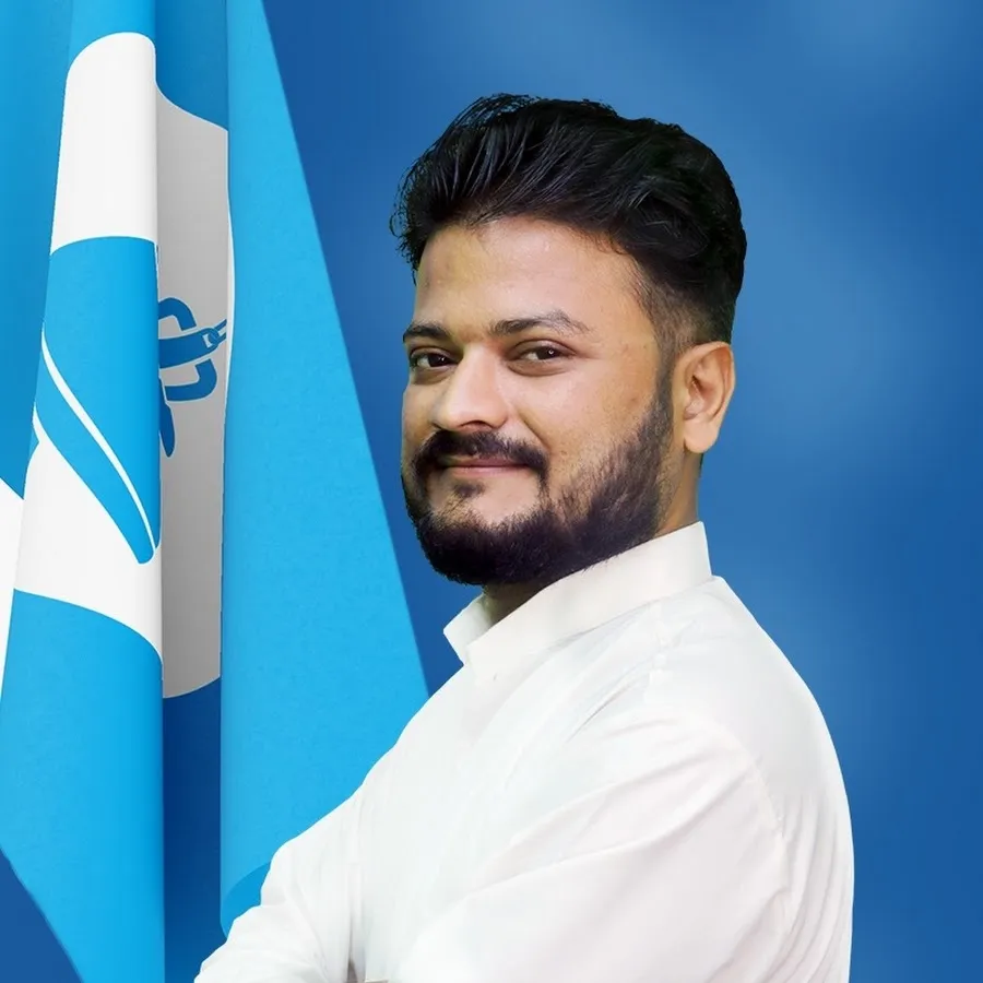 ढाकाकुमारविरूद्ध मुकुल ढकालले हाले मुद्दा