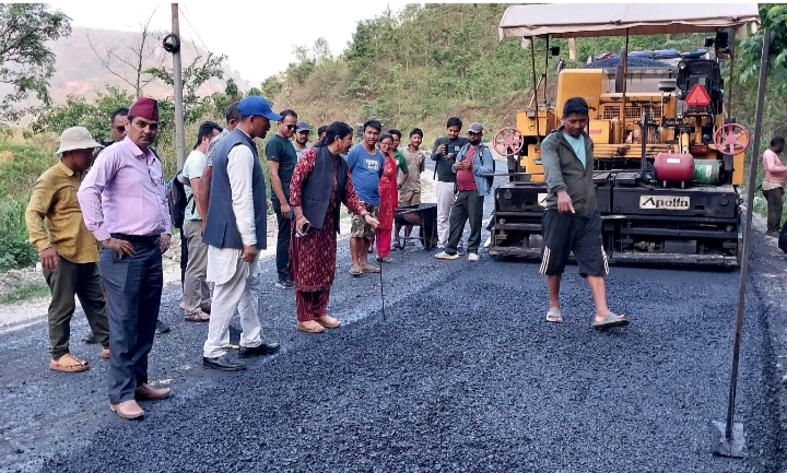 चितवनको कालिका नगरपालिकामा एक वर्षमा १४ किलोमिटर सडक कालोपत्रे