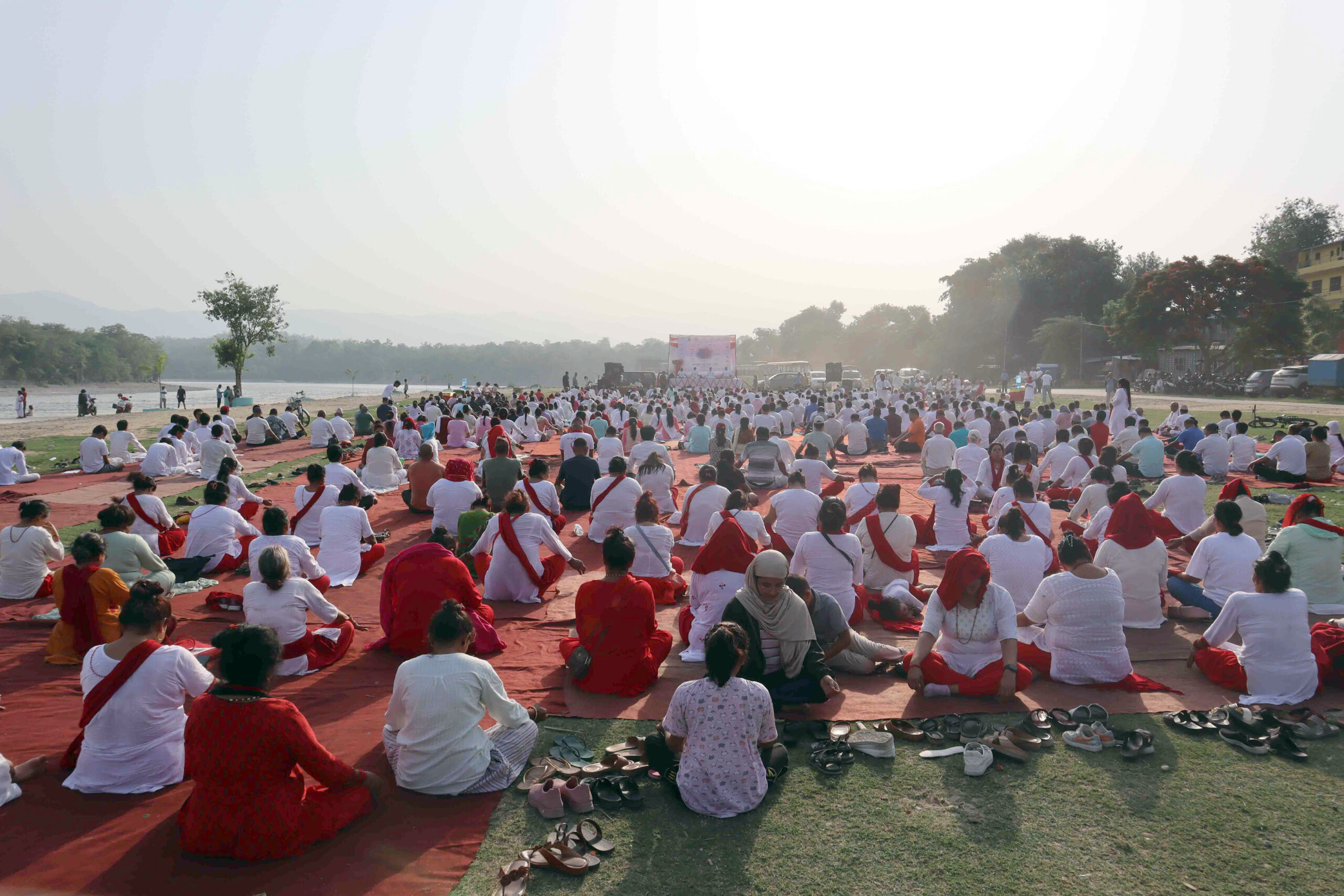 नारायणी किनारमा योग अभ्यास