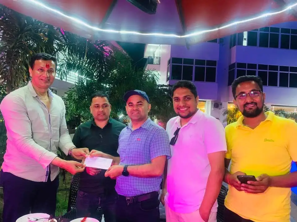 प्रेस चौतारी चितवनको भवन निर्माणका लागि एमाले उपाध्यक्ष पाठक र पत्रकार महासंघको आर्थिक सहयोग