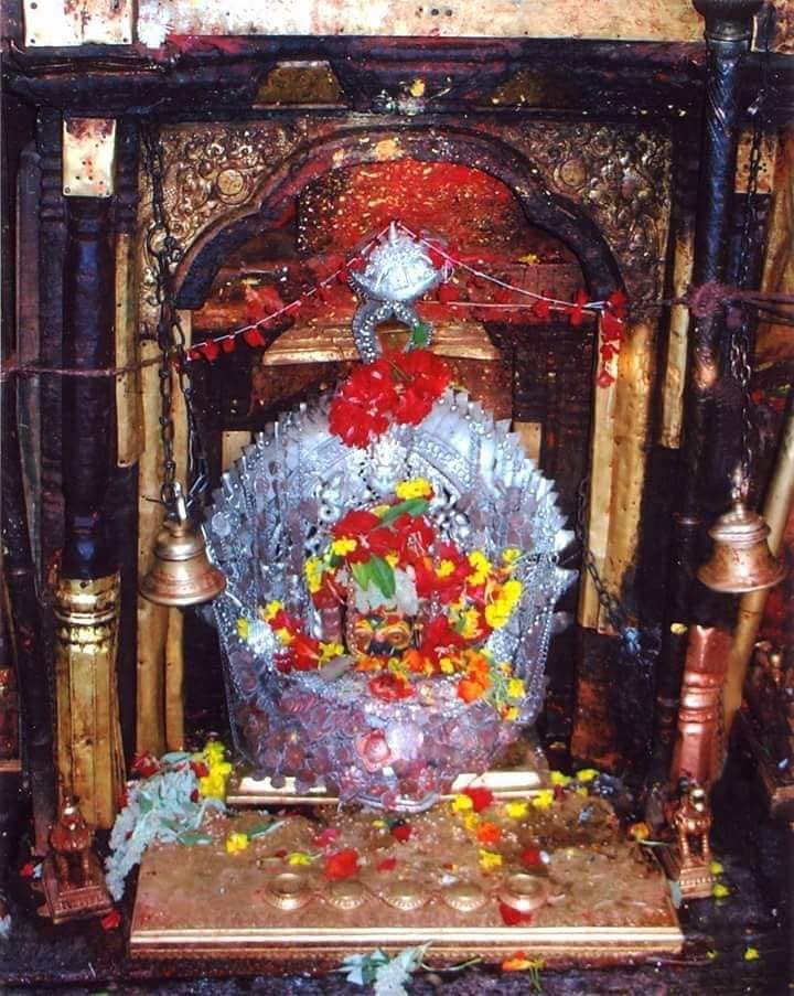 भीमेश्वरको शिलामा आयो पसिना