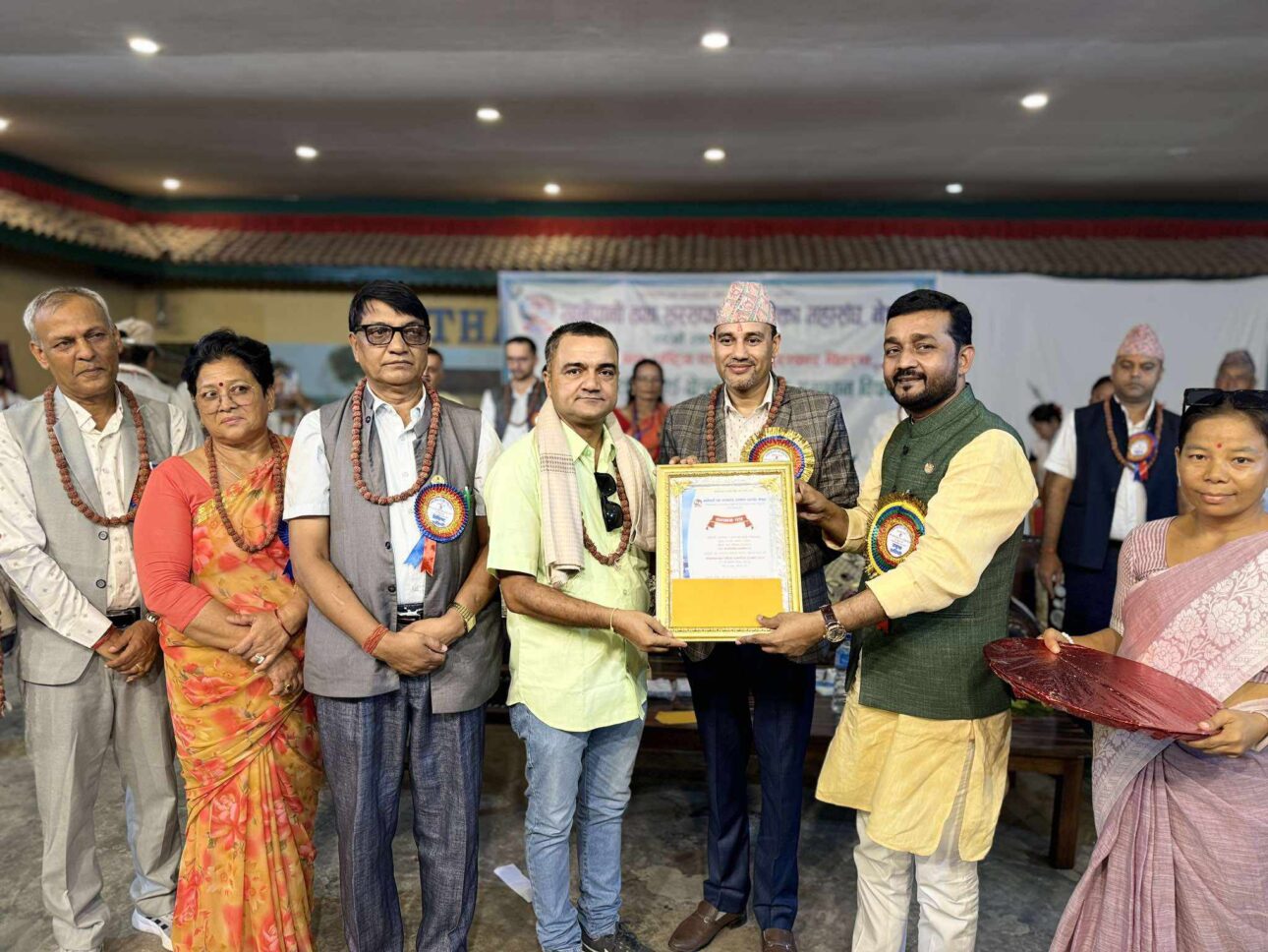 पत्रकार हाेमनाथ सापकाेटा ‘फेडवासन वास’ राष्ट्रिय पत्रकारिता पुरस्कार २०८१ बाट पुरस्कृत