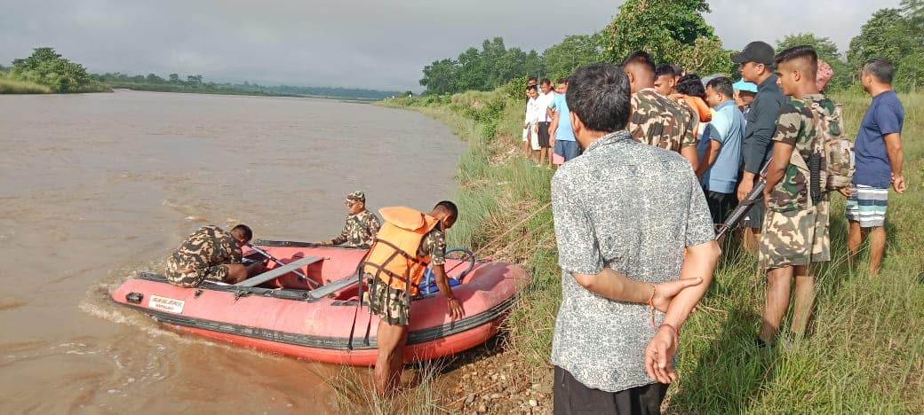 चितवनको राप्ती नदीमा माछा मार्न गएका दुई जना बेपत्ता