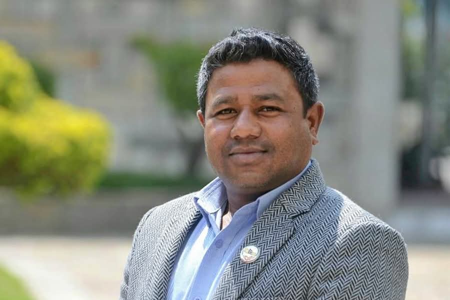 सन्तोष परियारले छाडे रास्वपा