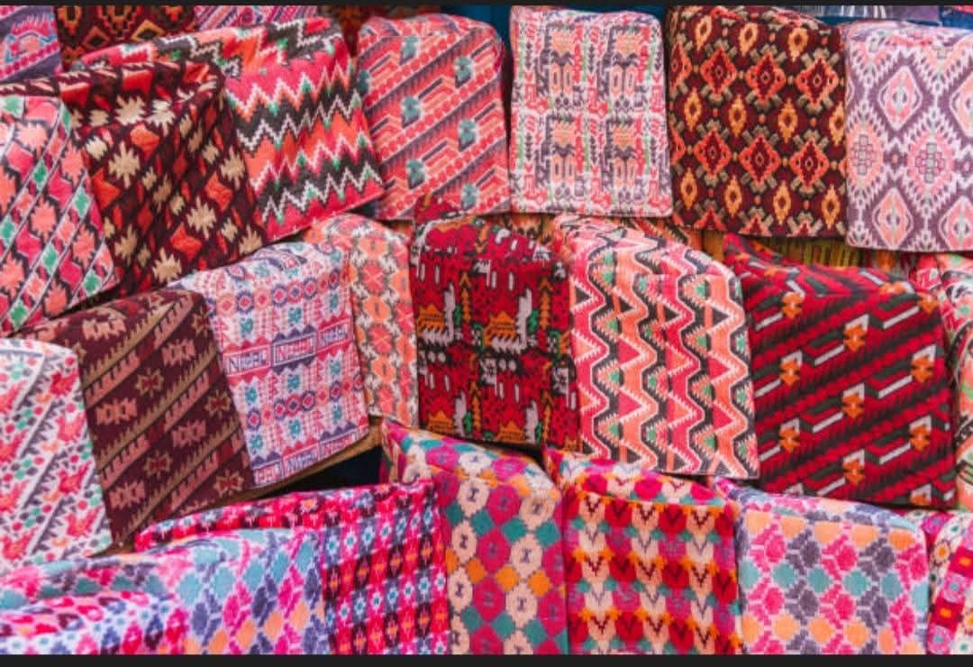 आज १३औँ राष्ट्रिय पोसाक एवम् टोपी दिवस, विभिन्न कार्यक्रम आयोजना गरी मनाइँदै