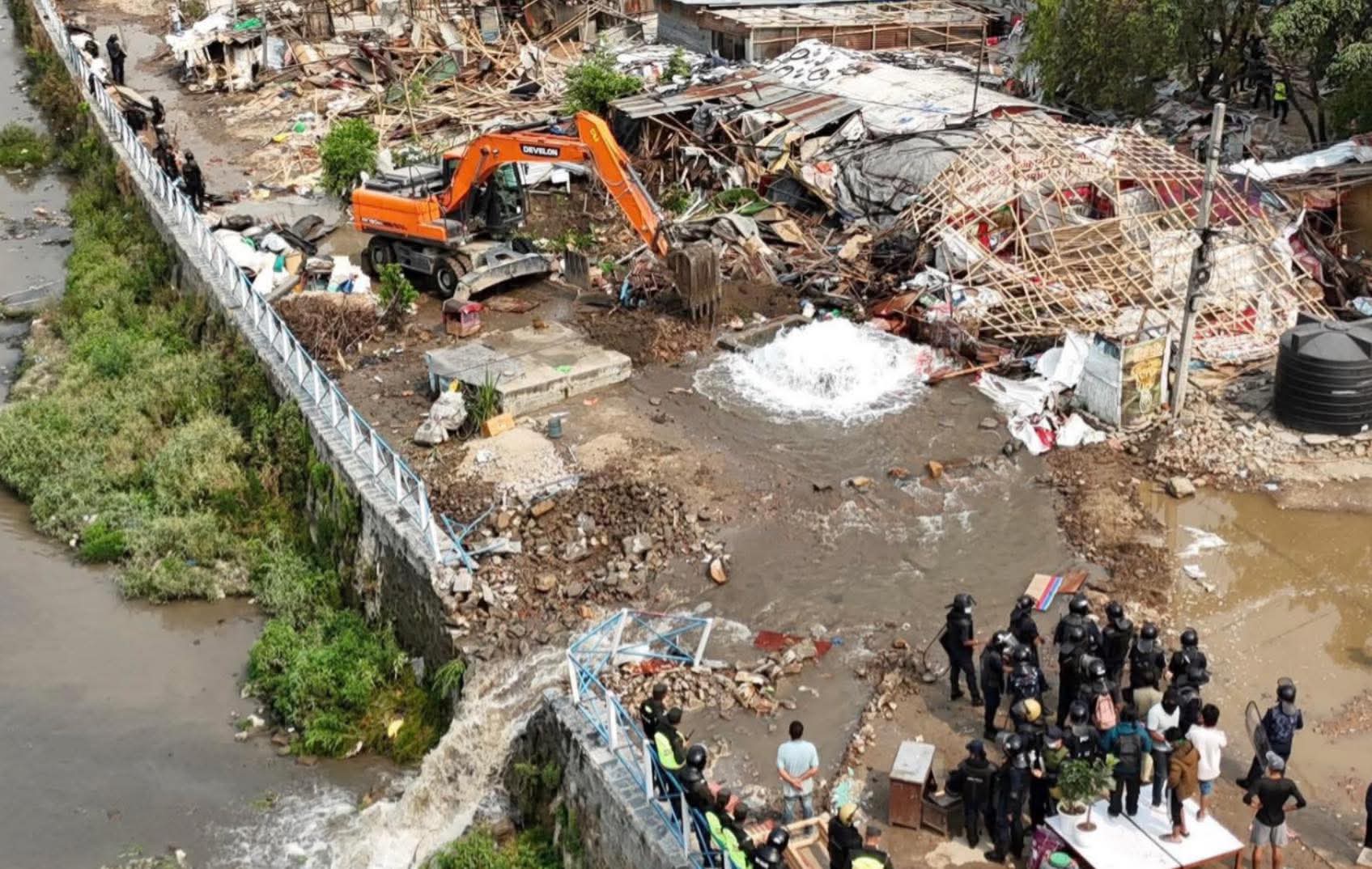 थापाथलीस्थित सुकुमबासी बस्ती गरियो खाली