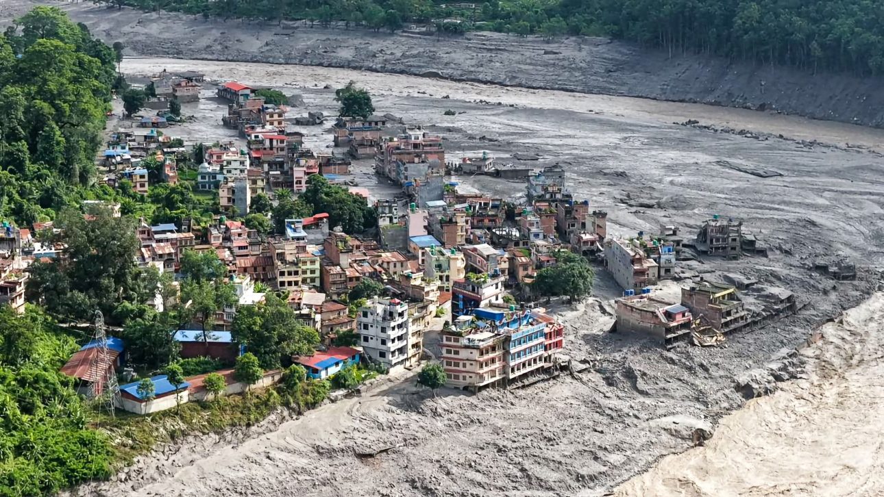भोटेकोशी बाढी: हालसम्म ४६९ शव फेला, १ हजार ५५५ जनाको उद्धार
